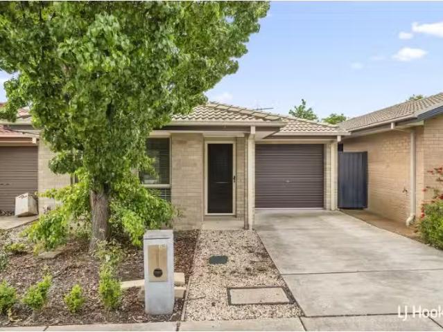 House for rent in Dunlop, Australian Capital Territory