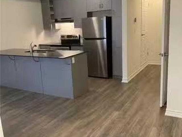 Condo for rent in Brampton, Golden Horseshoe