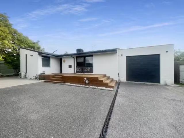 House for rent in Latham, Australian Capital Territory