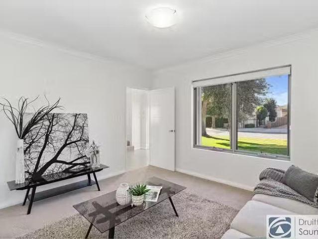 House for rent in Stirling, Western Australia