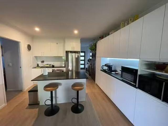 Apartment for rent in Kings Creek, Queensland