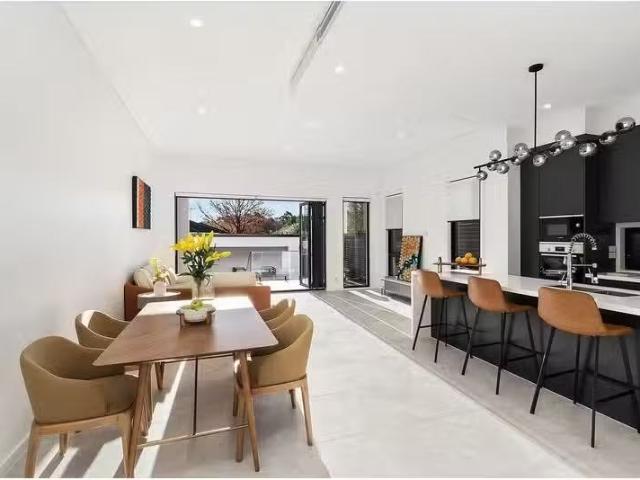Condo for rent in Sydney, New South Wales
