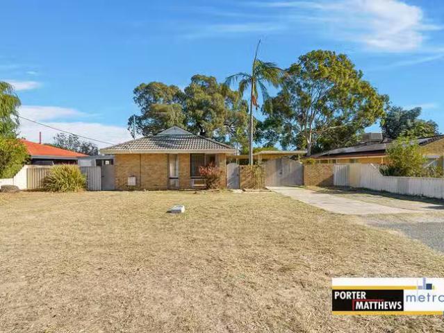 House for rent in Forrestfield, Western Australia