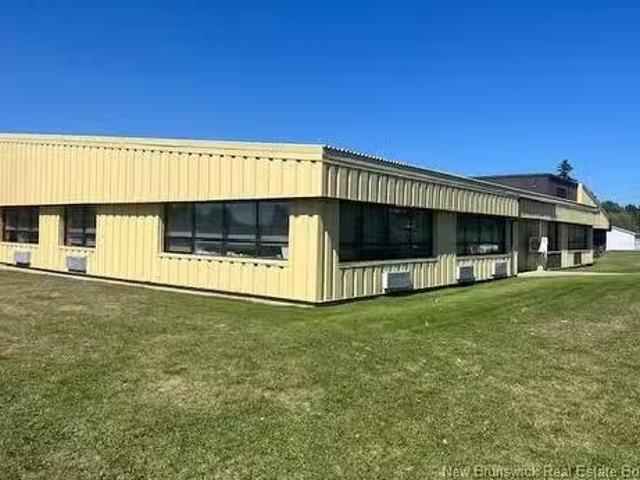 House for rent in Bathurst, New Brunswick