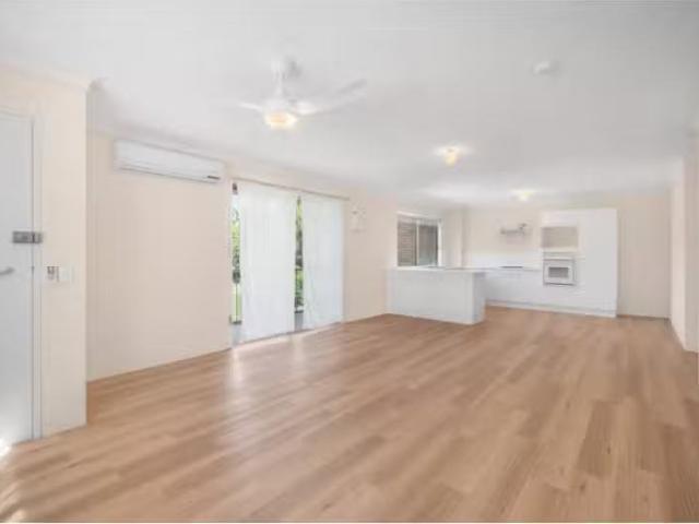 Apartment for rent in Fernbrook, Queensland