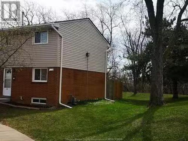 Condo for rent in Maidstone, Ontario