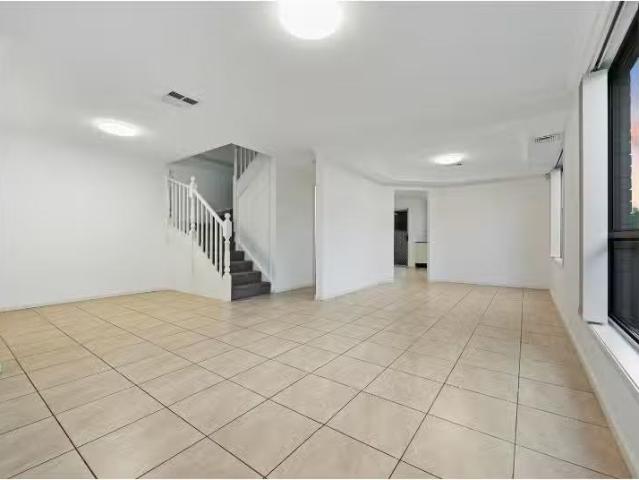 Condo for rent in Sydney, New South Wales
