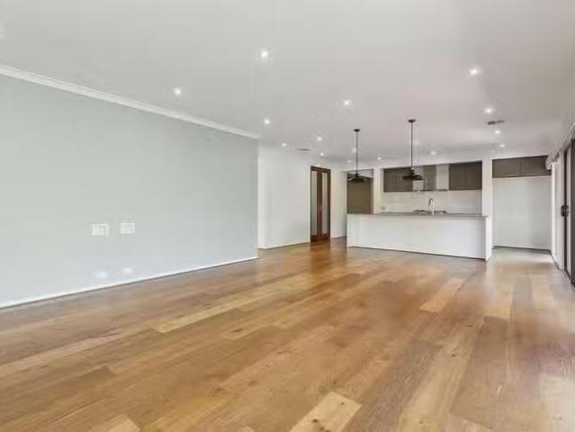 House for rent in Huntly, Victoria