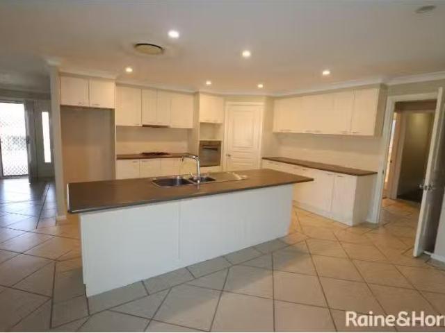 House for rent in Bathurst, New South Wales