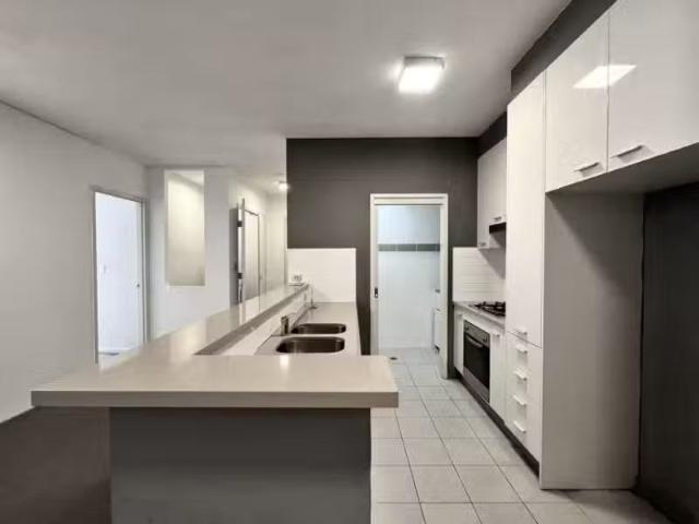 Apartment for rent in Rhodes, New South Wales
