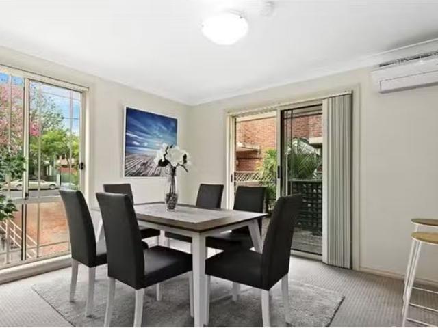 Condo for rent in Sydney, New South Wales