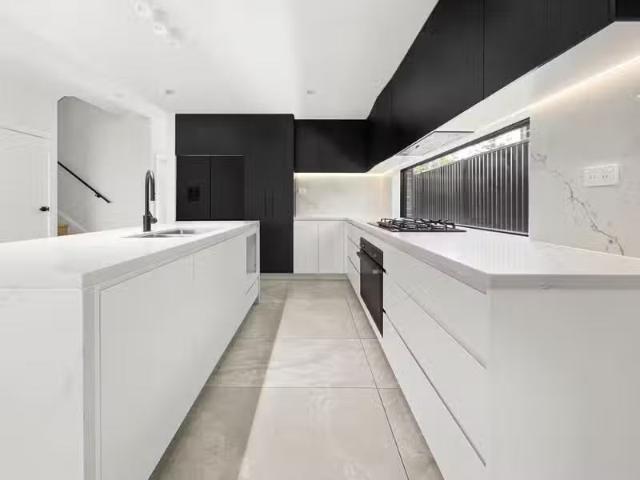 Condo for rent in Sydney, New South Wales
