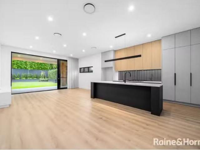 Condo for rent in Sydney, New South Wales