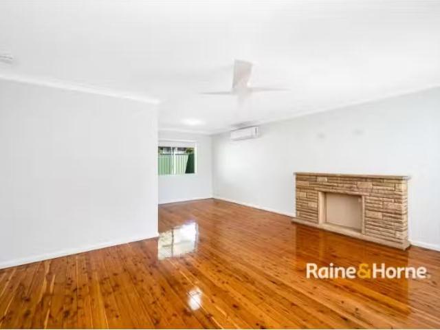 House for rent in Gosford, New South Wales