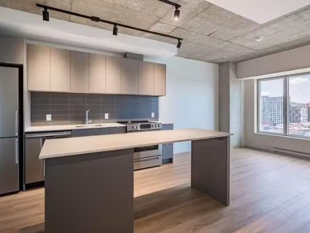 Condo for rent in St. Leonard's, Quebec