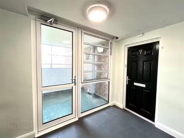 House to rent in Curragh, Connacht