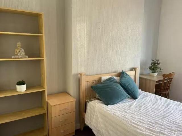 House for rent in Falcon Lodge, Wales