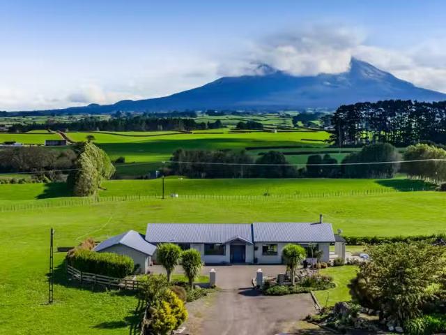 House for rent in Taranaki