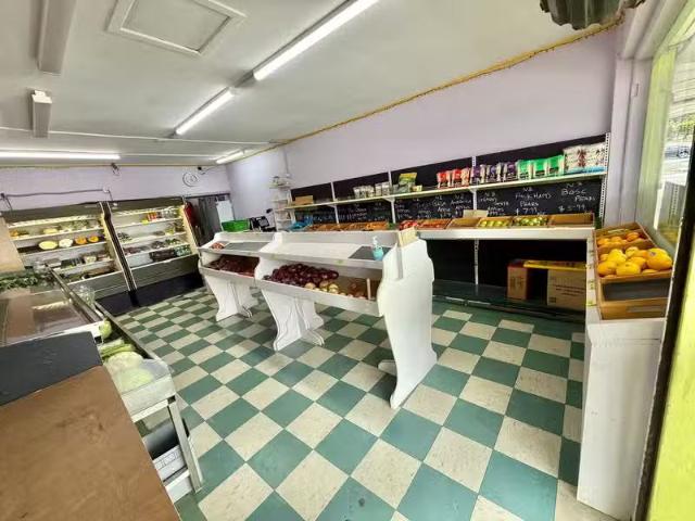 House for rent in One Tree Hill, Oroua County