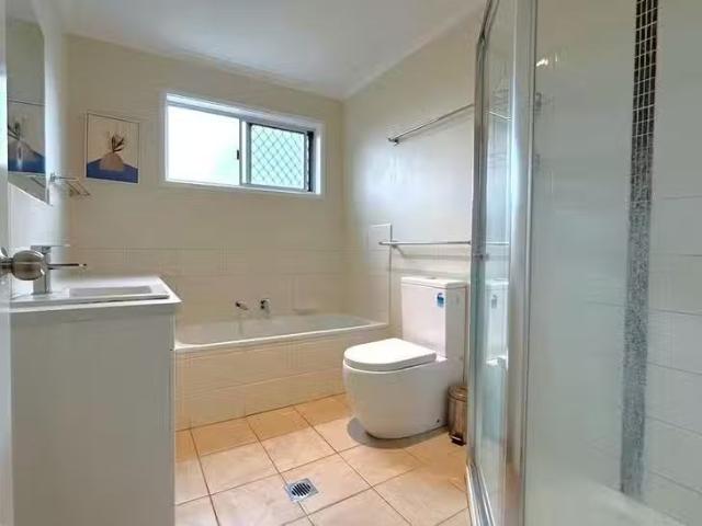 House for rent in Wilsonton, Queensland