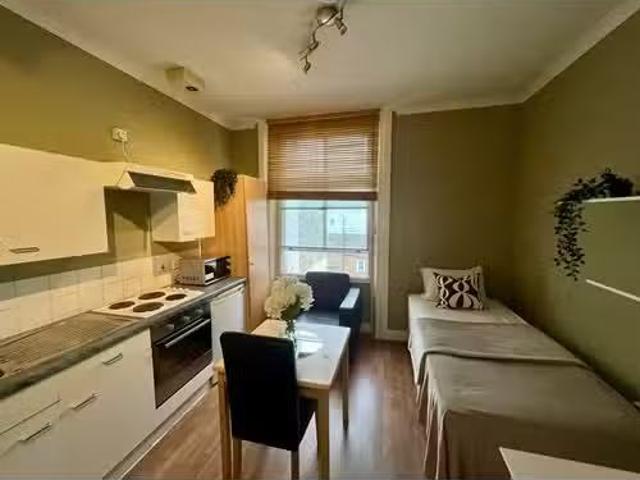 Apartment for rent in Earl's Court