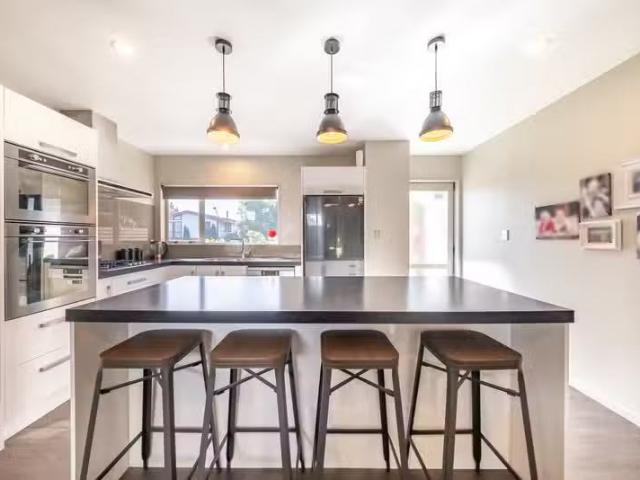 House for rent in Pauatahanui, Wellington