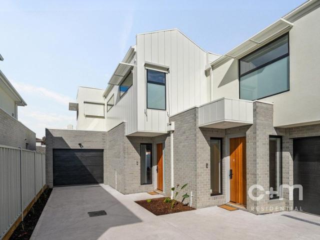 Townhouse for sale in Camerons Creek, Victoria