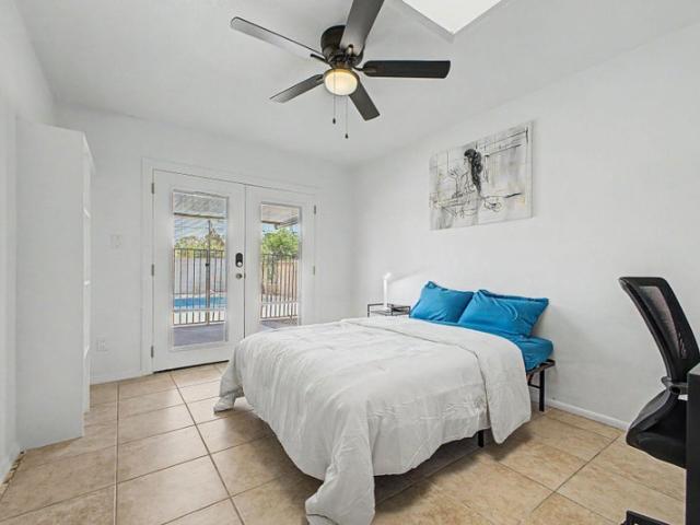 Room for rent in Laveen, Arizona