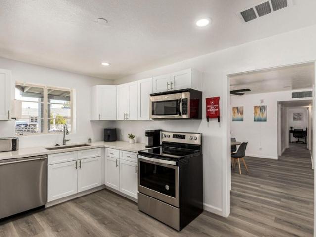 Room for rent in Laveen, Arizona