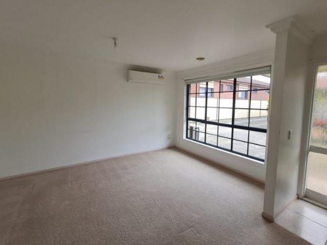 Apartment for rent in Meadow Heights, Melbourne