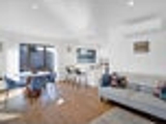 Apartment for sale in Hillsborough, Taranaki