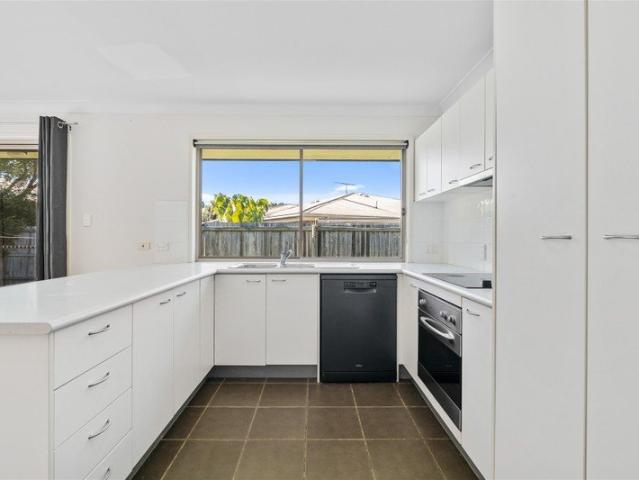 Townhouse for sale in Toombul, Queensland