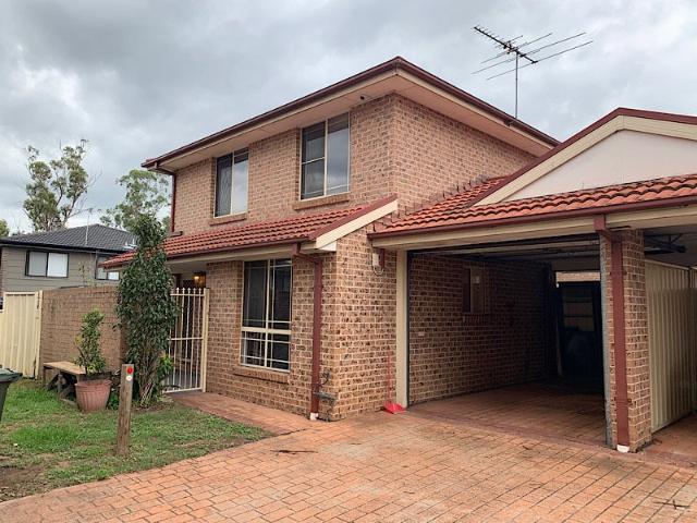 Townhouse for rent in Sydney, New South Wales