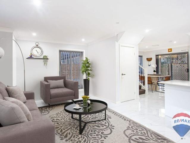Townhouse for rent in Sydney, New South Wales