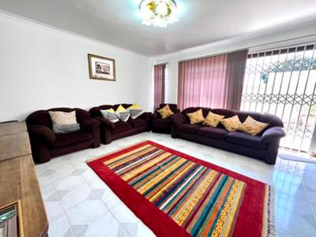 Townhouse for sale in Seaview, Kwazulu-natal