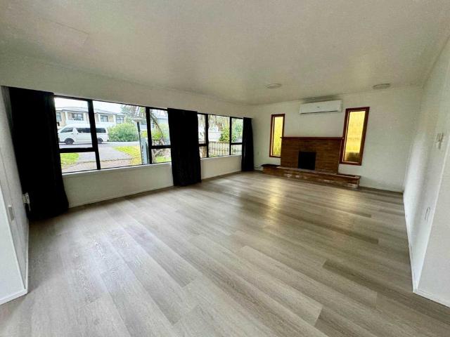 Apartment for rent in Ōrewa, Hibiscus and Bays