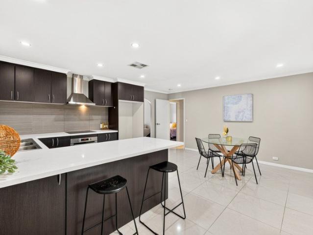 Villa for sale in Wilson, Western Australia