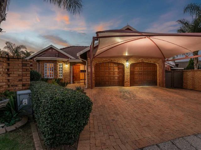 Townhouse for sale in Ekurhuleni, Gauteng