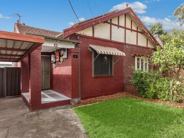 House for sale in Croydon
