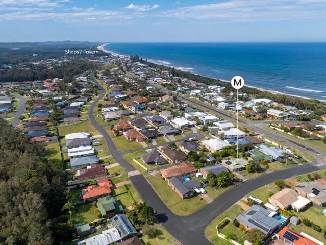 House for sale in Lake Cathie, New South Wales