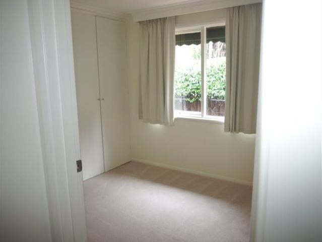 Townhouse for rent in Camerons Creek, Victoria