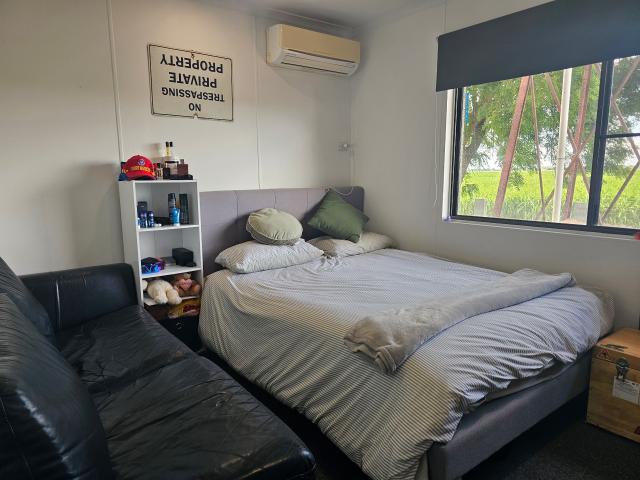 House for sale in Jarvisfield, Queensland