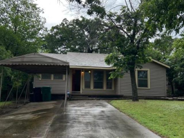 Room for rent in Denton, Texas