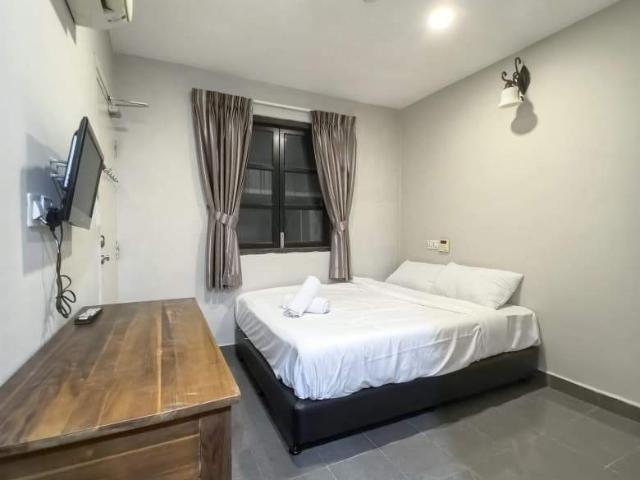 Room for rent in Country Heights Damansara, Kuala Lumpur