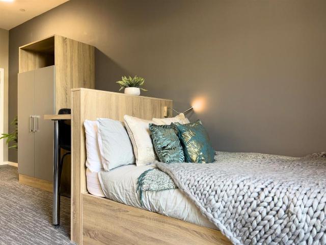 Studio for rent in City Centre, Ballindoch