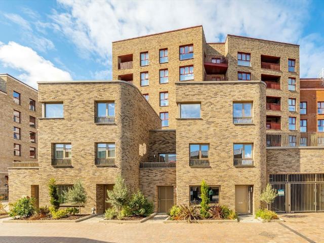 Apartment for rent in London Borough of Hounslow, Greater London