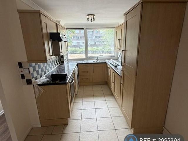 Apartment for rent in London Borough of Hounslow, Greater London