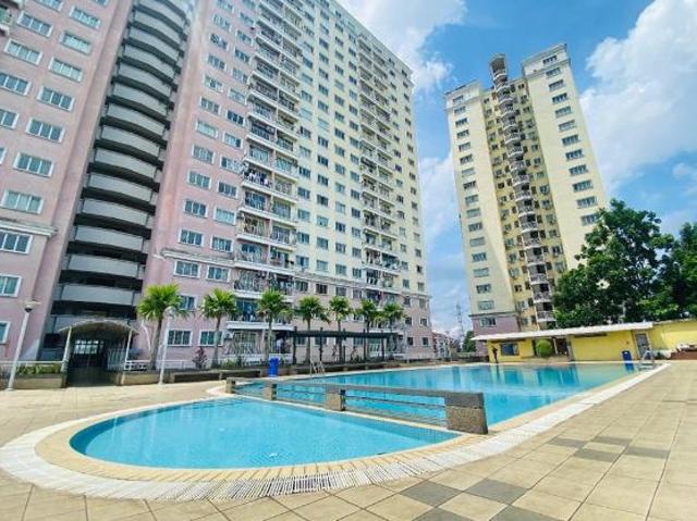 Condominium for sale in Seri Kembangan, Majlis Bandaraya Subang Jaya