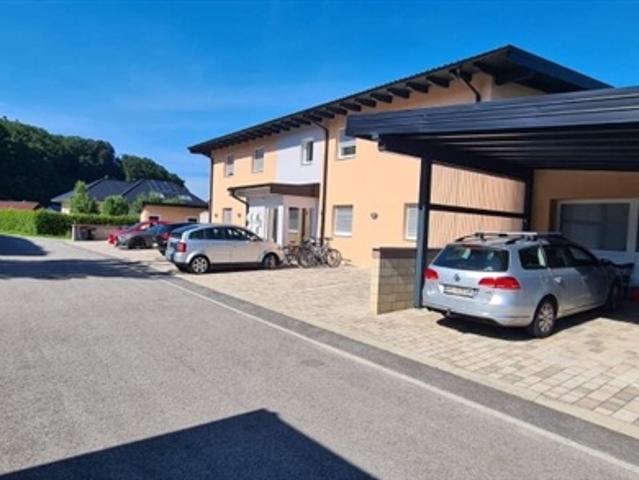 Terrassenwohnung kaufen in Helpfau-Uttendorf, Oberösterreich