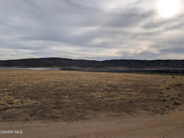 Land for sale in Lancaster, California